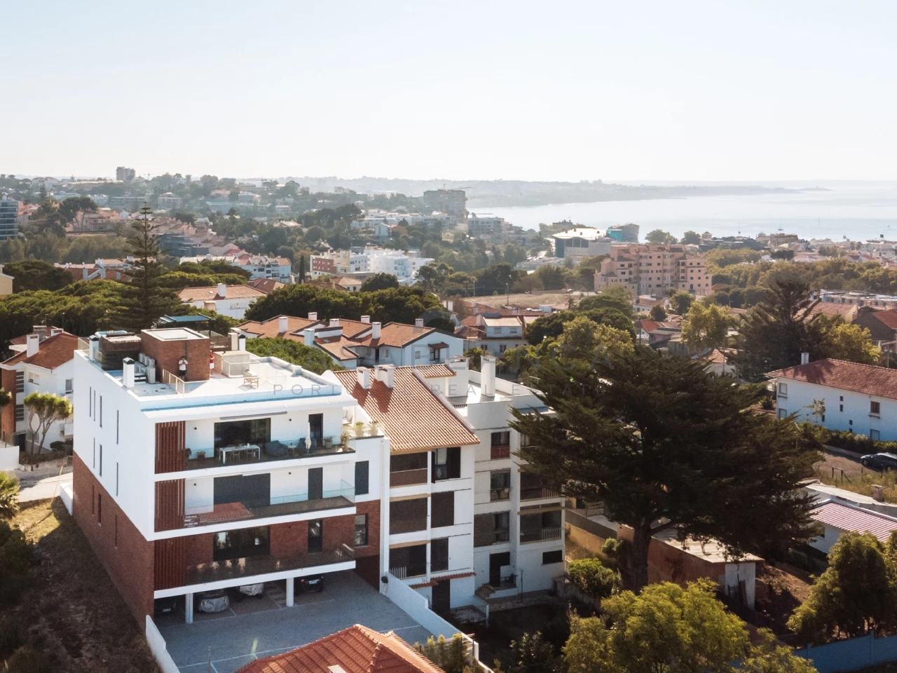 Luxury T3 Penthouse in the Heart of Cascais: Exclusivity, Sea View, and Premium Finishes