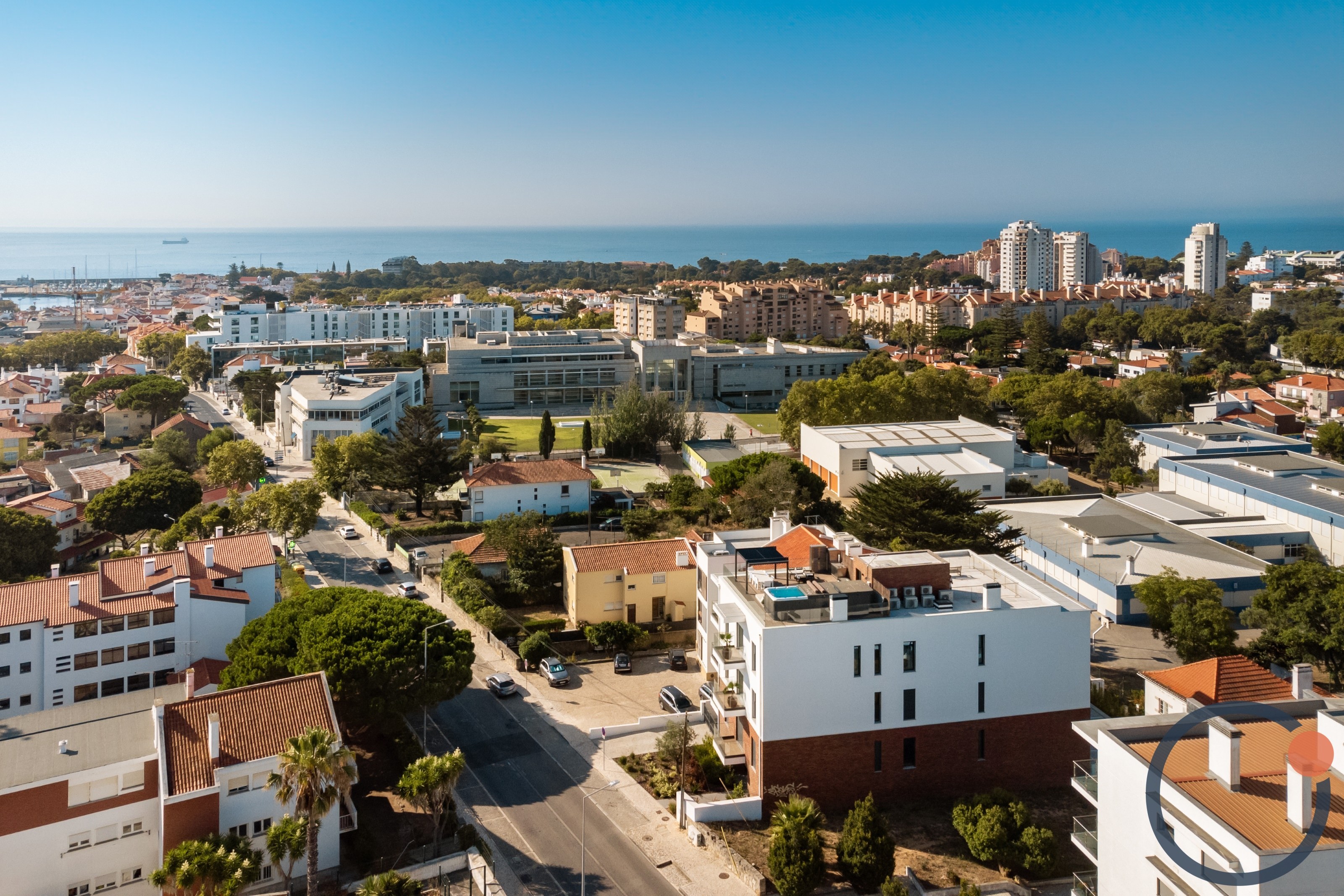 Premium T2 Apartment in Cascais | Excellent Location